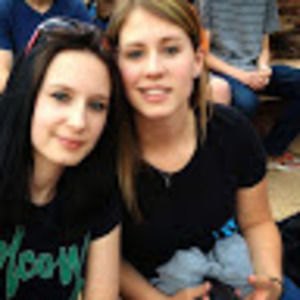 Meet your Posher, Caitlin